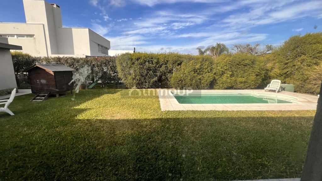 Casa en Venta en Funes, Santa Fe