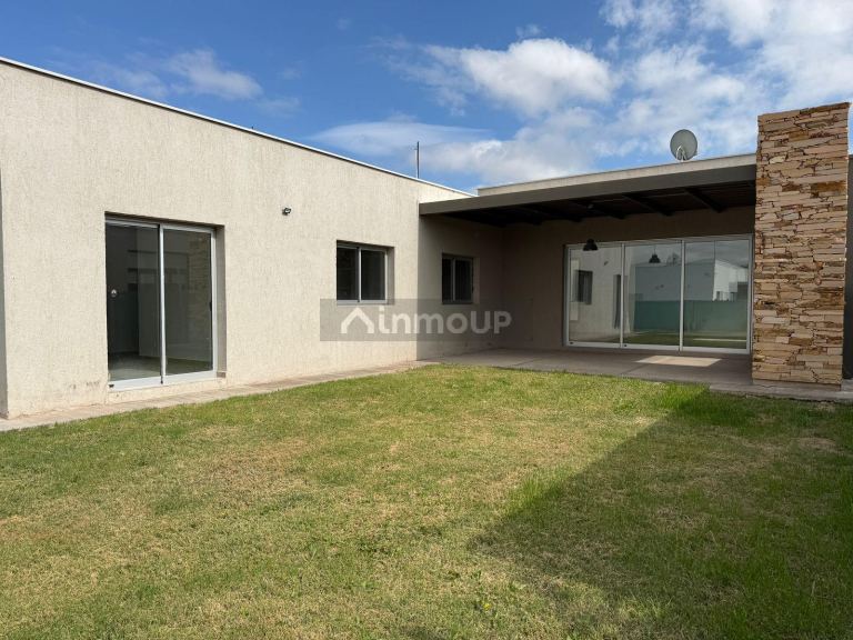 Casa en Alquiler en Guaymallen, Mendoza