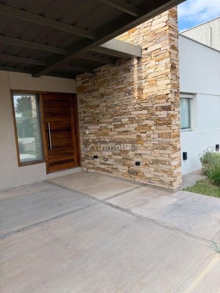 Casa en Alquiler en Guaymallen, Mendoza