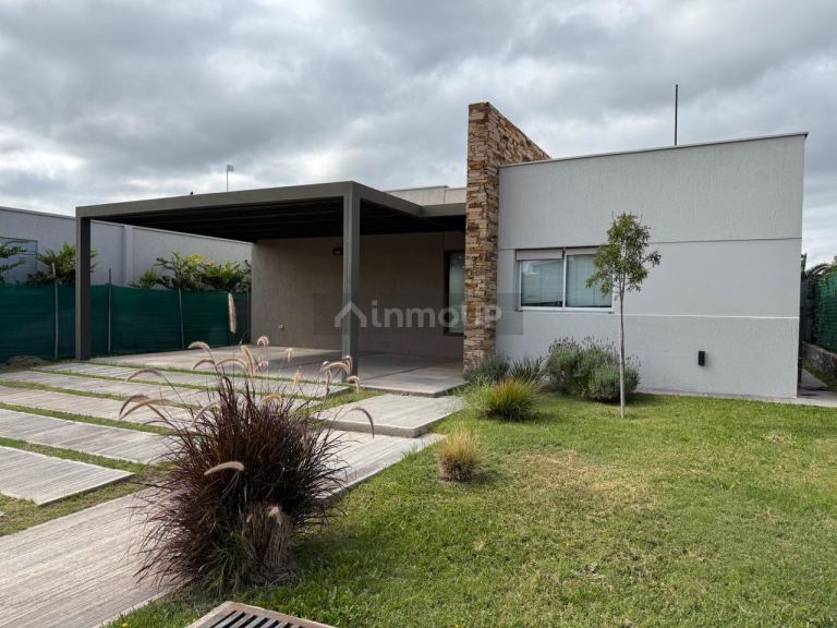 Casa en Alquiler en Guaymallen, Mendoza
