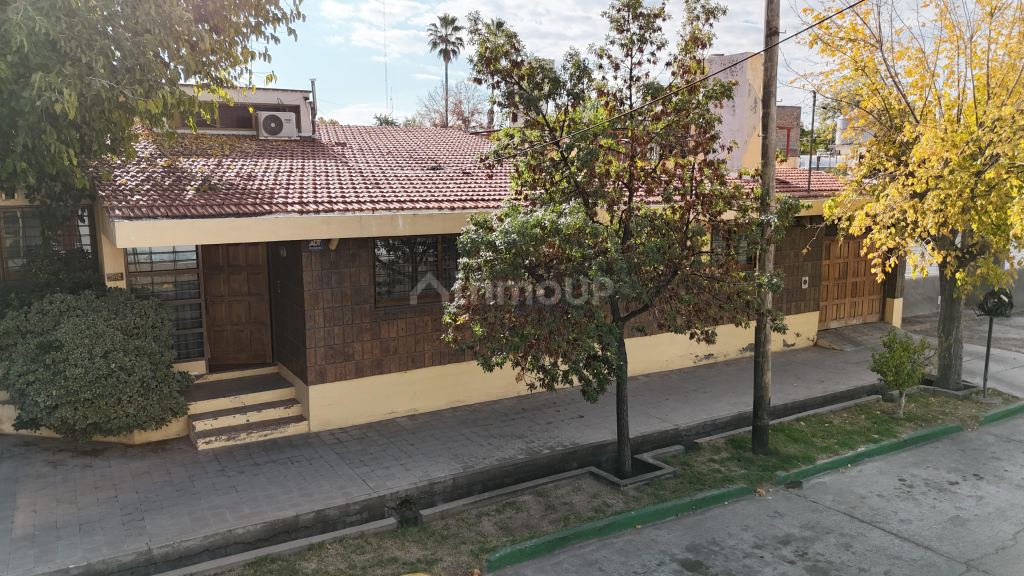 Casa en Venta en Rivadavia, Mendoza