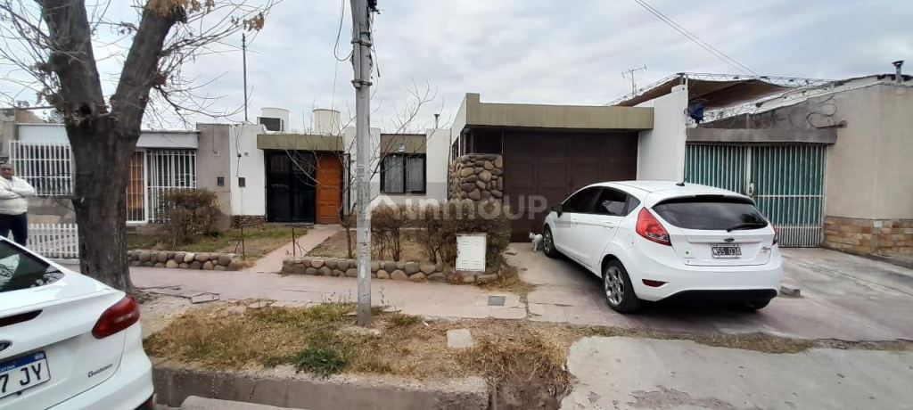 Casa en Venta en Guaymallen, Mendoza