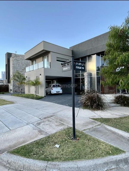 Casa en Venta en Las Heras, Mendoza