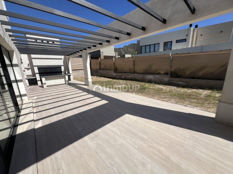 Casa en Venta en Las Heras, Mendoza