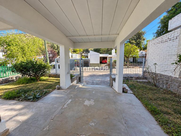 Casa en Venta en Godoy Cruz, Mendoza
