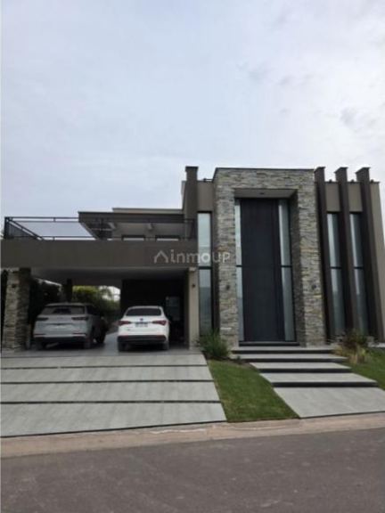 Casa en Alquiler en Maipu, Mendoza