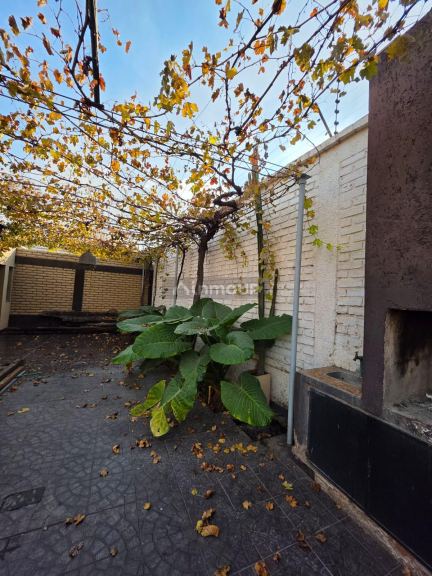 Casa en Venta en Las Heras, Mendoza - USD 100.000 | Inmoup - 15