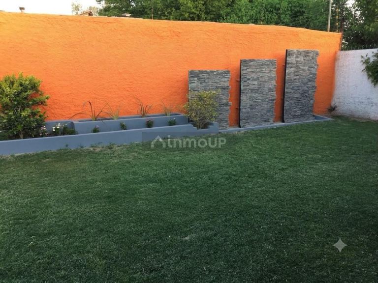Casa en Venta en Las Heras, Mendoza - USD 100.000 | Inmoup - 17