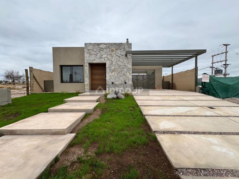 Casa en Venta en Maipu, Mendoza