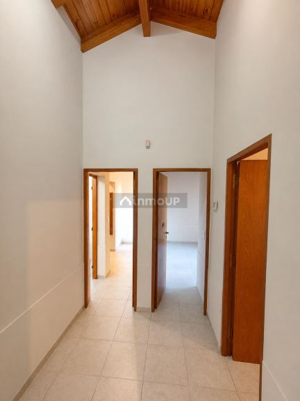 Casa en Alquiler en Lujan de Cuyo, Mendoza - USD 1.600 | Inmoup - 10