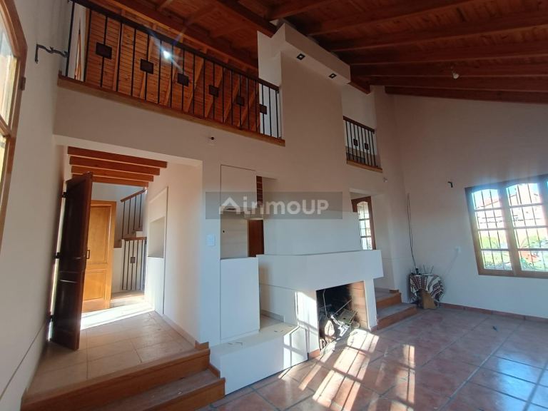 Casa en Alquiler en Lujan de Cuyo, Mendoza - USD 1.600 | Inmoup - 11