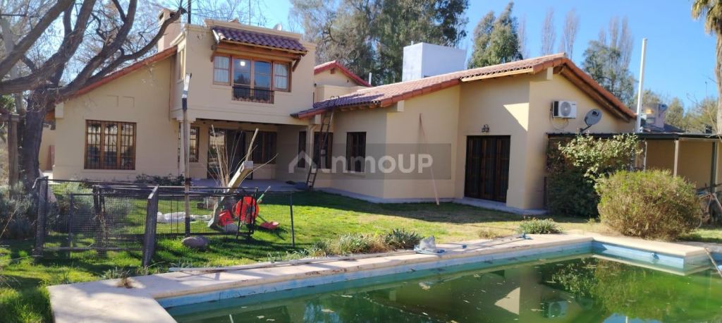 Casa en Alquiler en Lujan de Cuyo, Mendoza - USD 1.600 | Inmoup - 21