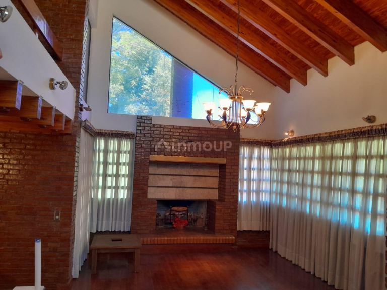 Chalet en Venta en Maipu, Mendoza