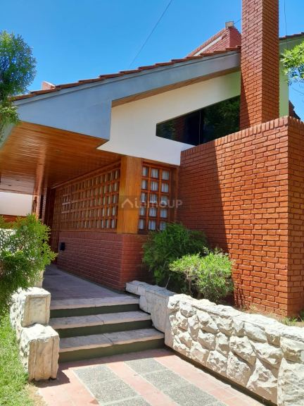 Chalet en Venta en Maipu, Mendoza