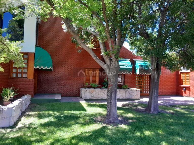 Chalet en Venta en Maipu, Mendoza