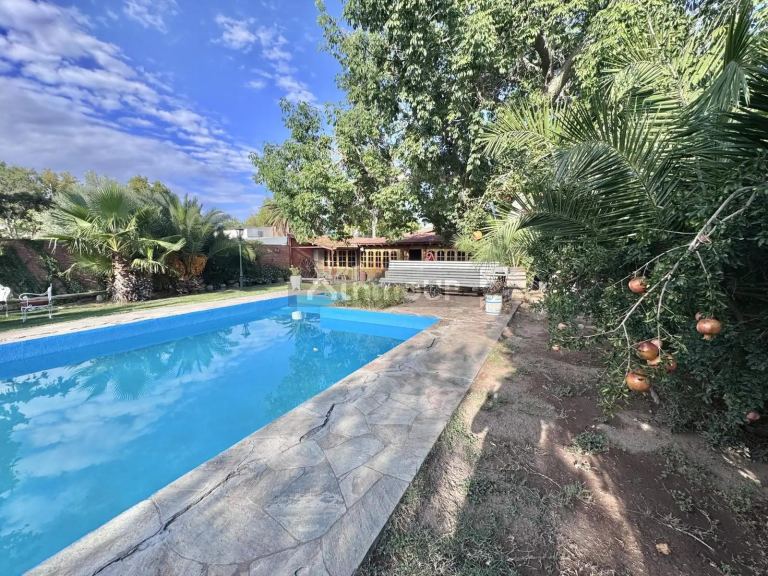 Casa en Venta en Maipu, Mendoza