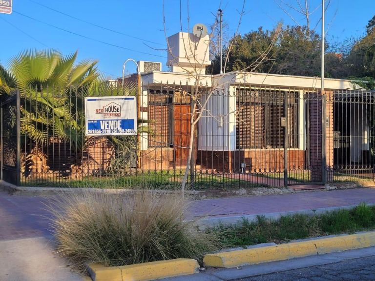 Casa en Venta en Guaymallen, Mendoza