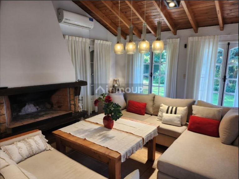 Casa en Venta en Lujan de Cuyo, Mendoza