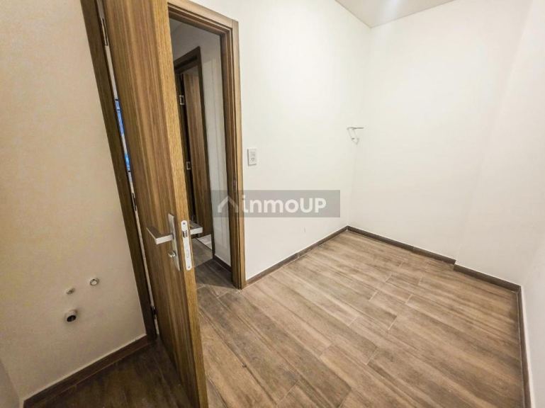 Local Comercial en Venta en Rosario, Santa Fe - USD 65.000 | Inmoup - 6