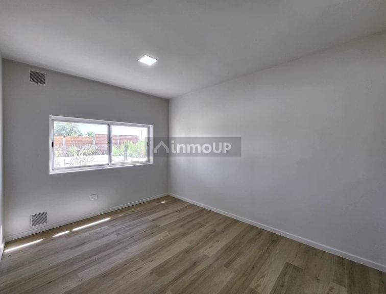 Casa en Venta en Funes, Santa Fe - USD 129.000 | Inmoup - 9