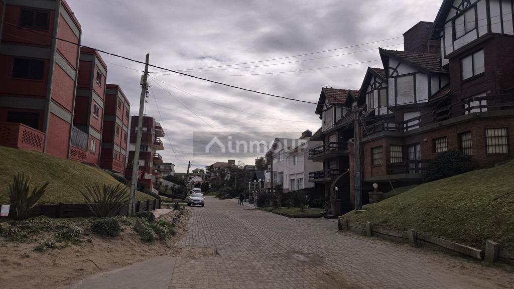 Departamento en Venta en Villa Gesell, Buenos Aires Costa Atlantica