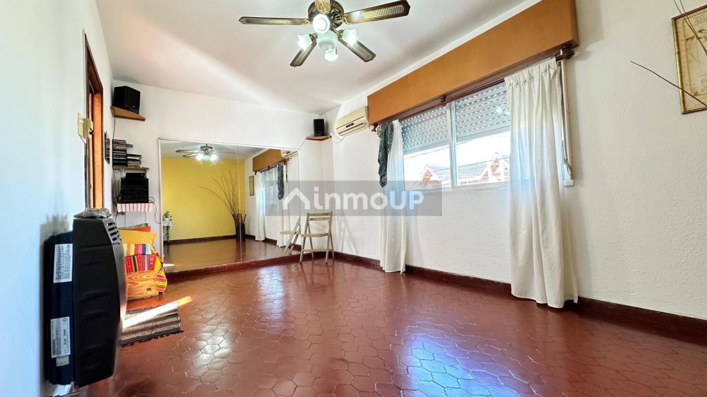P H en Venta en La Matanza, G.B.A. Zona Oeste