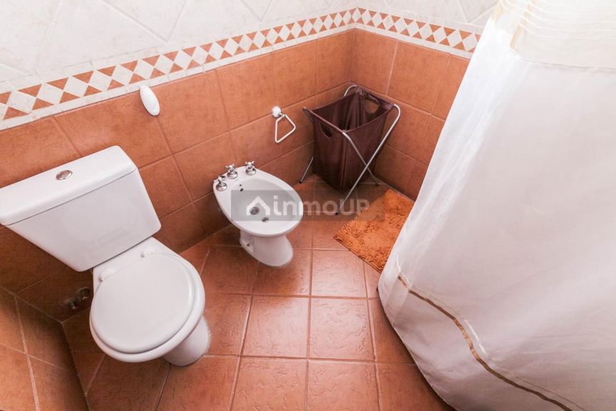 Casa en Venta en Almirante Brown, G.B.A. Zona Sur