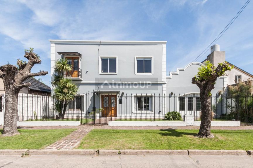 Casa en Venta en Almirante Brown, G.B.A. Zona Sur