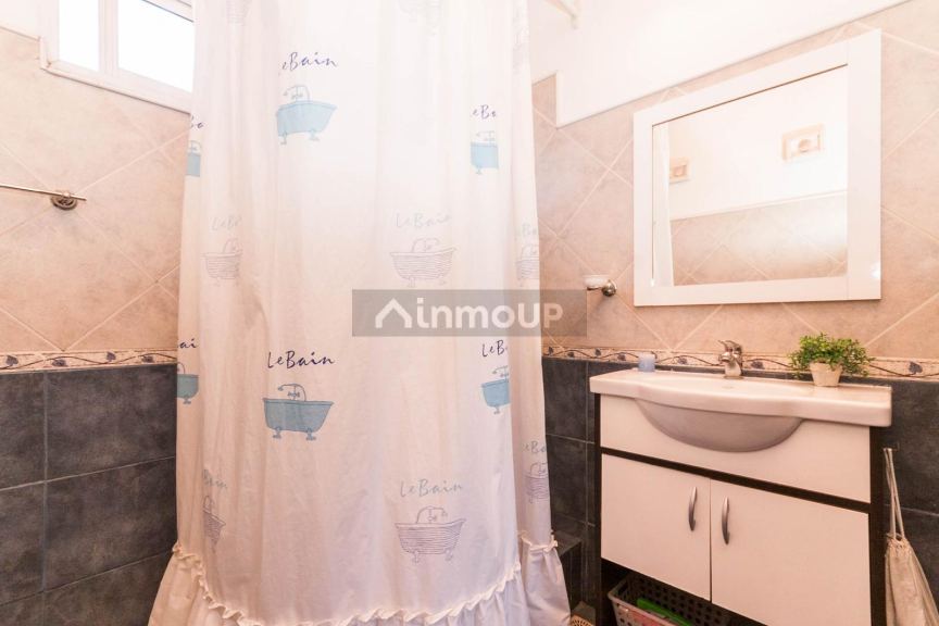 Casa en Venta en Almirante Brown, G.B.A. Zona Sur
