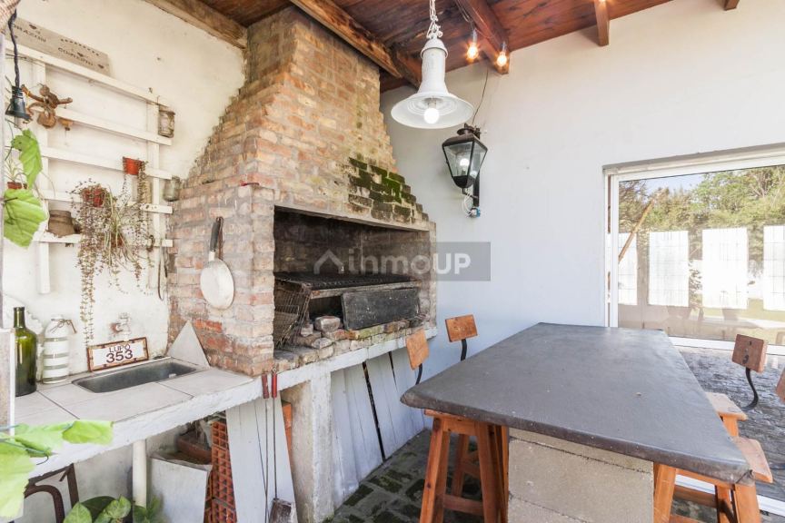 Casa en Venta en Almirante Brown, G.B.A. Zona Sur