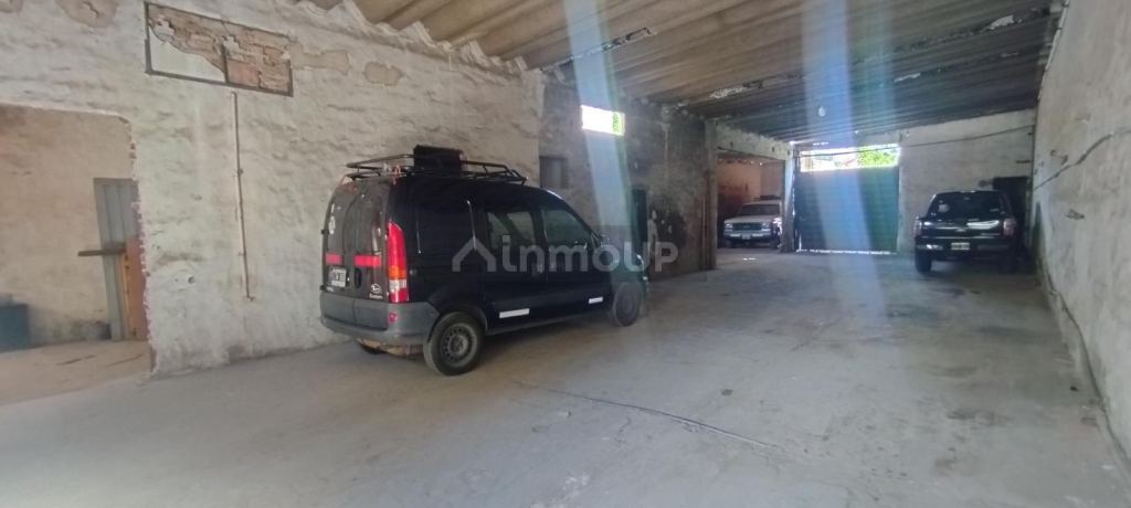 Galpon en Venta en Moron, G.B.A. Zona Oeste