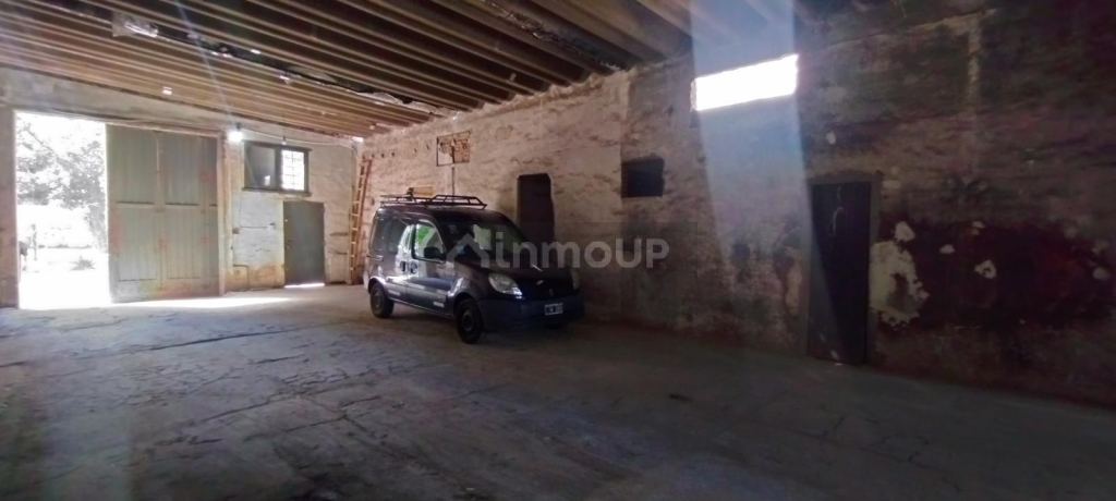 Galpon en Venta en Moron, G.B.A. Zona Oeste