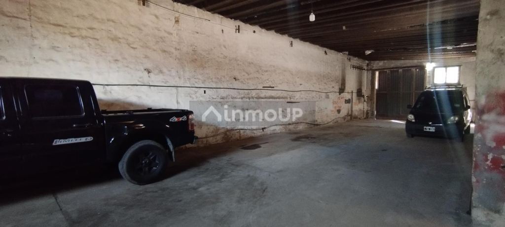 Galpon en Venta en Moron, G.B.A. Zona Oeste