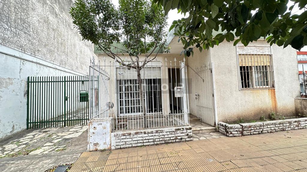 P H en Venta en La Matanza, G.B.A. Zona Oeste