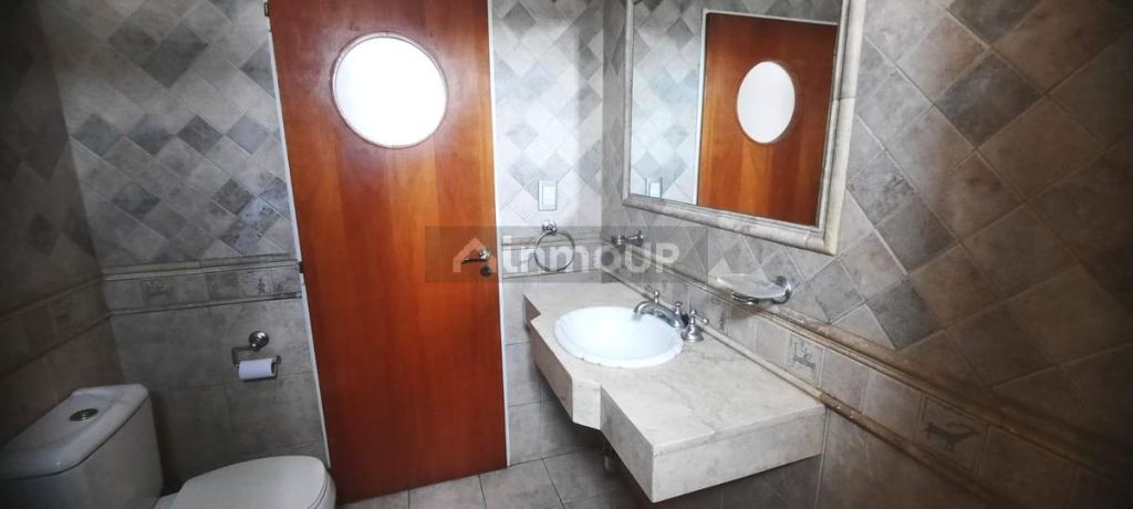 P H en Venta en La Matanza, G.B.A. Zona Oeste