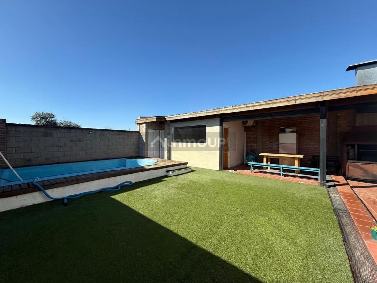P H en Venta en La Matanza, G.B.A. Zona Oeste
