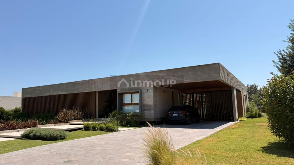 Casa en Venta en Ezeiza, G.B.A. Zona Sur