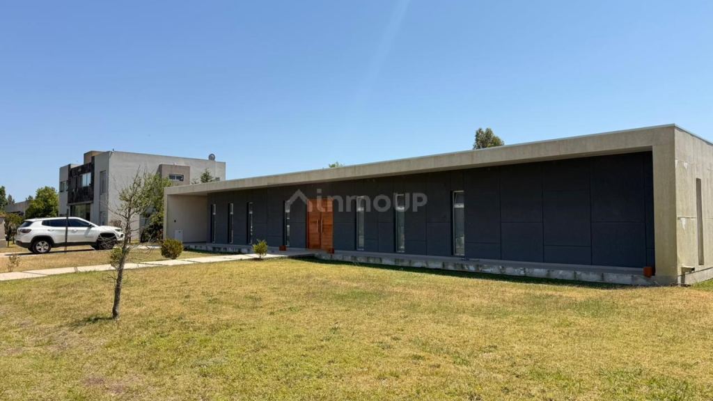 Casa en Venta en Ezeiza, G.B.A. Zona Sur