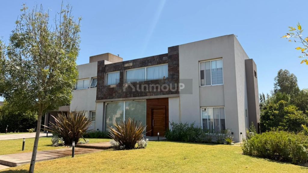 Casa en Venta en Ezeiza, G.B.A. Zona Sur