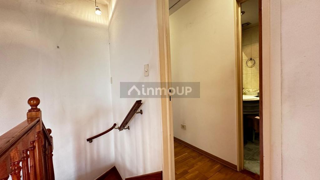 Casa en Venta en Moron, G.B.A. Zona Oeste