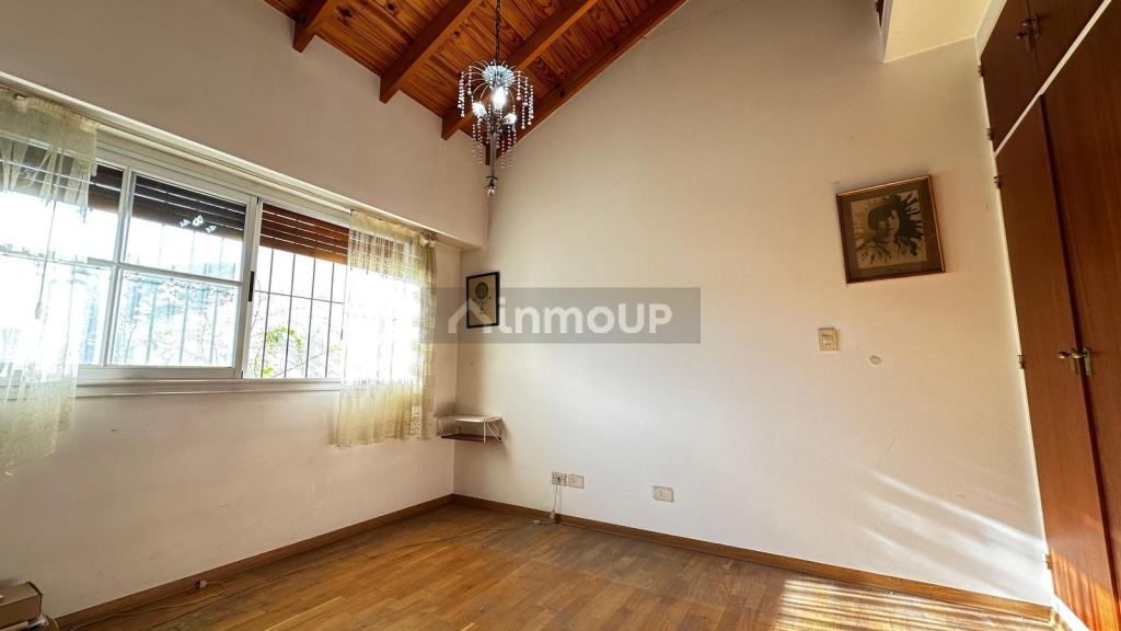 Casa en Venta en Moron, G.B.A. Zona Oeste