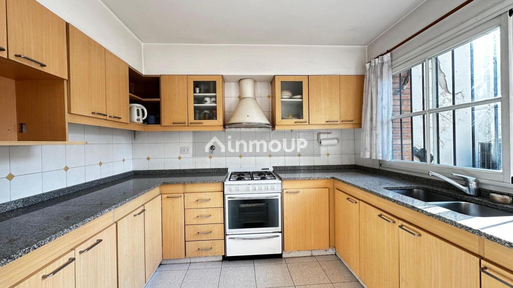 Casa en Venta en Moron, G.B.A. Zona Oeste