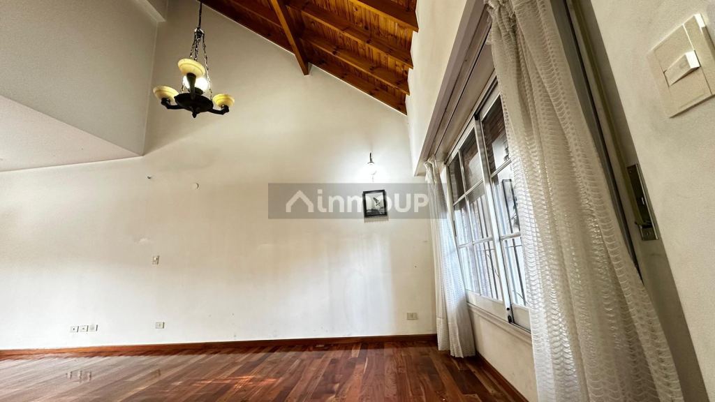 Casa en Venta en Moron, G.B.A. Zona Oeste