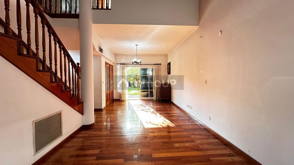 Casa en Venta en Moron, G.B.A. Zona Oeste