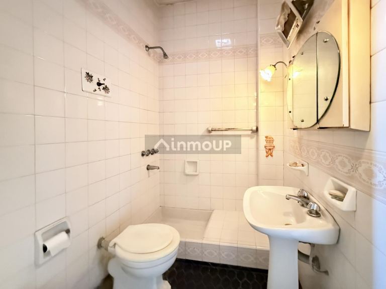 P H en Venta en La Matanza, G.B.A. Zona Oeste