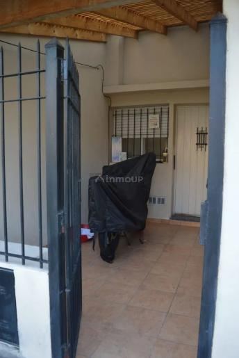 P H en Venta en Lomas de Zamora, G.B.A. Zona Sur