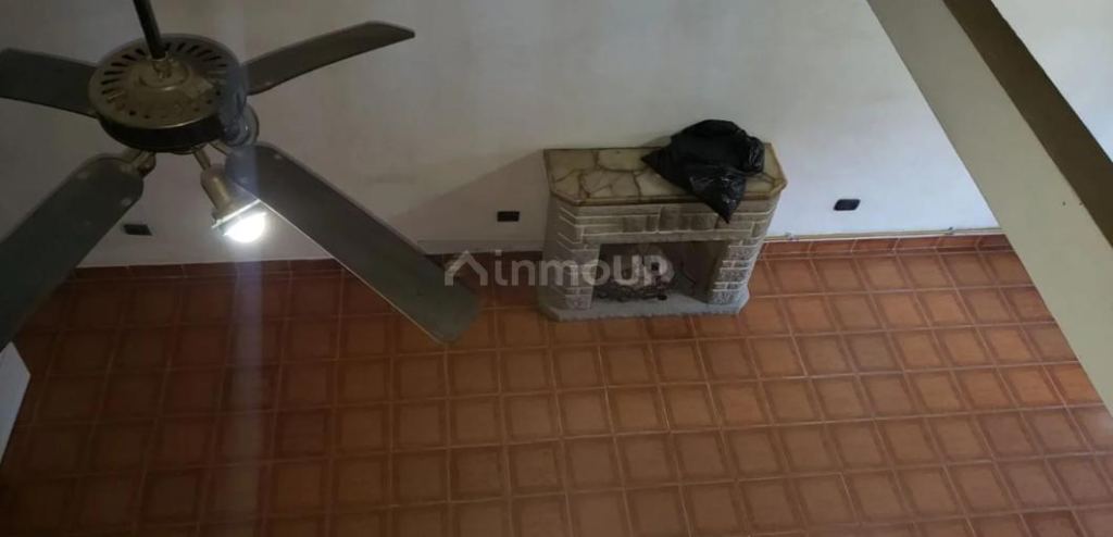 P H en Venta en Lomas de Zamora, G.B.A. Zona Sur