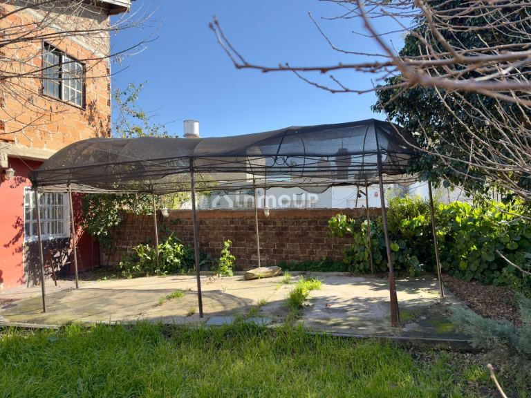 Casa en Venta en Moron, G.B.A. Zona Oeste
