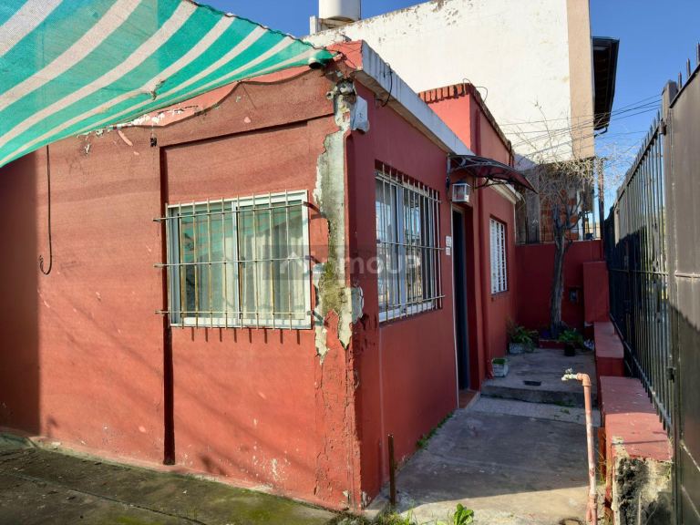 Casa en Venta en Moron, G.B.A. Zona Oeste