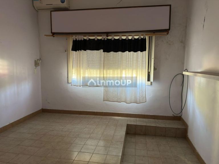 Casa en Venta en Moron, G.B.A. Zona Oeste